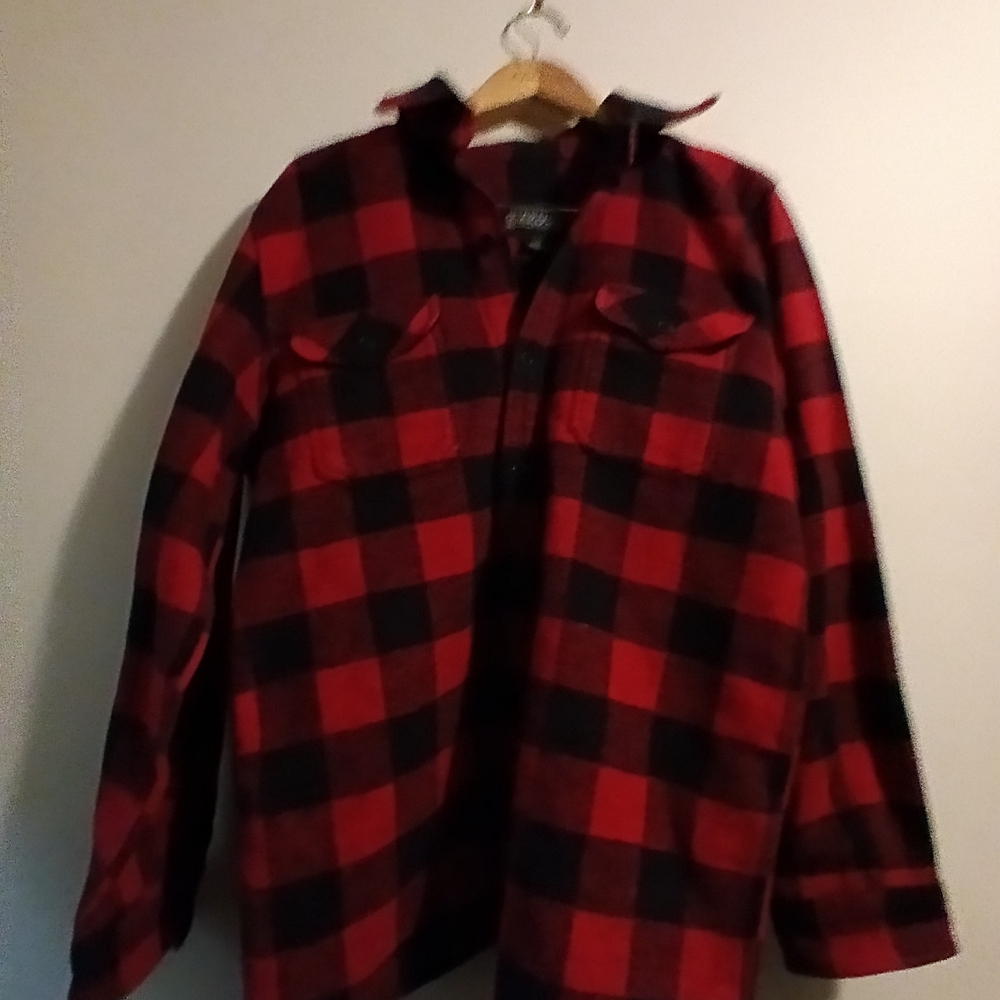 Vintage Dakota Red and Black Heavy Flannel Plaid Button Down Shirt